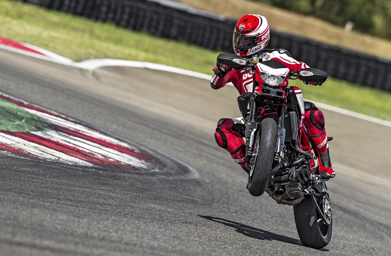 Мотоцикл Ducati Hypermotard SP 2015