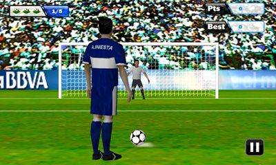 Captures d'écran du jeu Iniesta VS. Casillas sur Android, une tablette.
