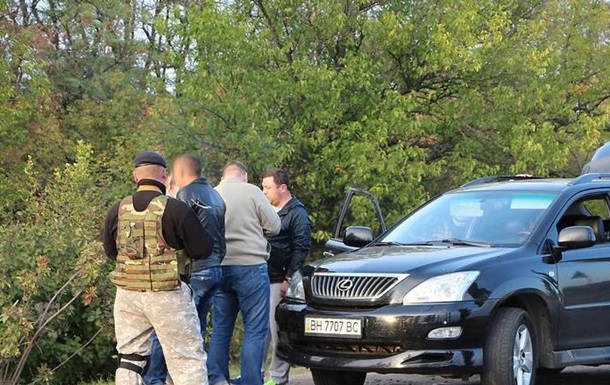 В Херсонской области задержали военного с пулеметом, который угнал авто