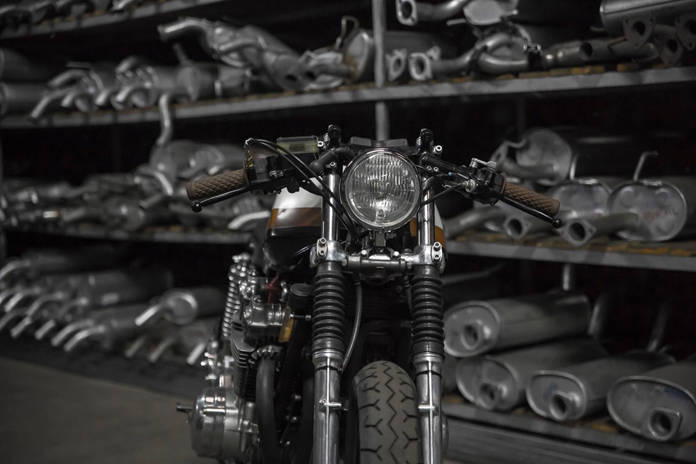 Bullitt Garage: Кастом Honda CB900 Raging Bull
