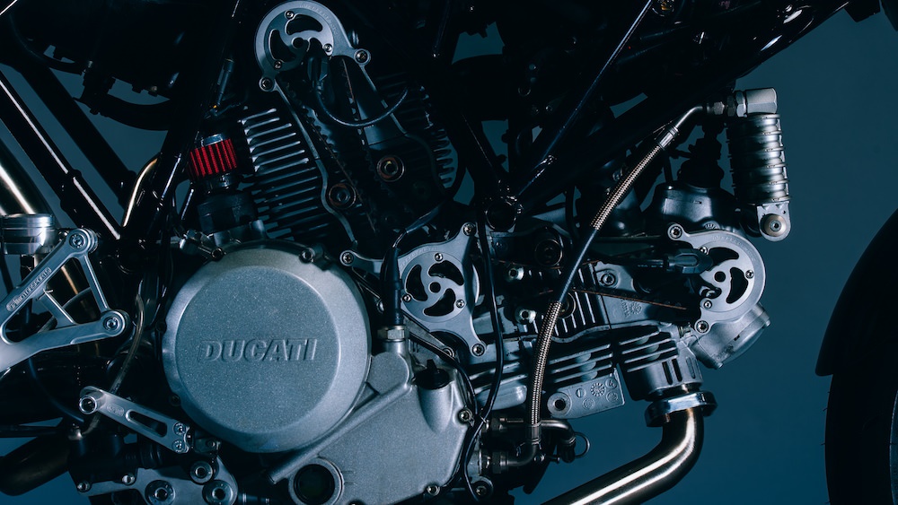 TTRNO: кафе рейсер Ducati GT1000