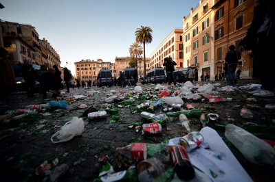Фанаты «Фейеноорда» устроили погром в Риме